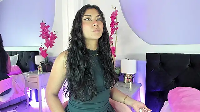 Snapshot of _HAANNAH_ chatting on September 12, 2025, 7:57 pm  HAANNAH  online show from September 12, 2025, 7:57 pm