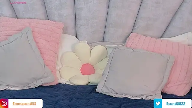 emma-conti2 online show from February 13, 2026, 2:06 pm