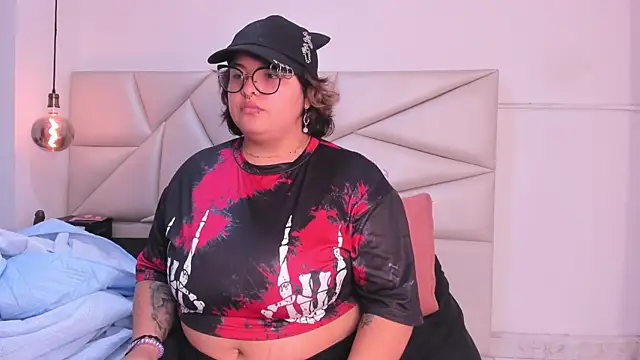 Snapshot of lulukawai16 chatting on April 8, 2026, 7:04 pm lulukawai16 online show from April 8, 2026, 7:04 pm