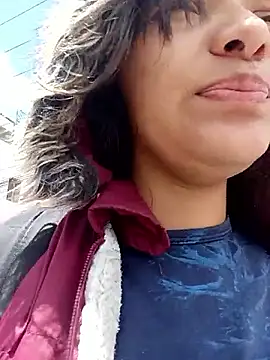 Snapshot of mia_blue01 chatting on September 25, 2025, 3:40 pm mia blue01 online show from September 25, 2025, 3:40 pm