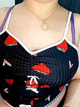 Queen-15 online show from November 29, 2025, 2:55 am