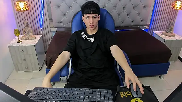 SamBlack  online show from April 27, 2026, 7:34 pm