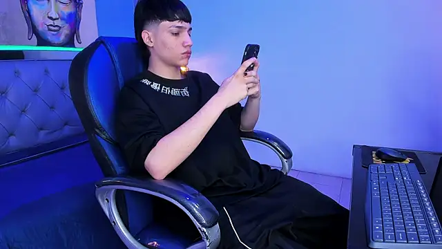 Snapshot of SamBlack_ chatting on July 17, 2026, 1:41 pm SamBlack online show from July 17, 2026, 1:41 pm