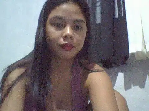 sweet heaven00 online show from March 18, 2026, 9:59 pm