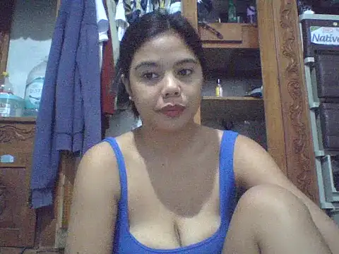 sweet heaven00 online show from March 26, 2026, 11:13 pm