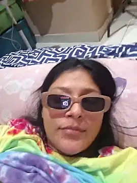 Snapshot of Princesa12 chatting on November 18, 2025, 10:07 am Princesa12 online show from November 18, 2025, 10:07 am