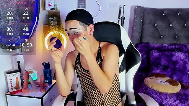 Katherine Rose online show from September 24, 2025, 7:42 pm