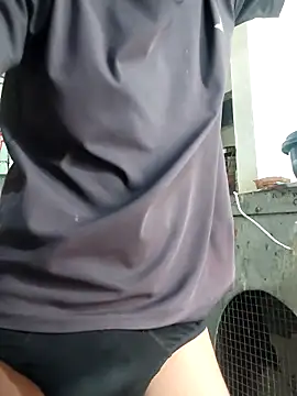 Snapshot of RAYI_Queen_4 chatting on November 28, 2025, 9:09 am RAYI Queen 4 online show from November 28, 2025, 9:09 am