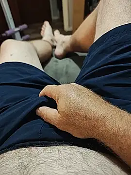 hubbyfun19 online show from June 26, 2026, 3:01 am
