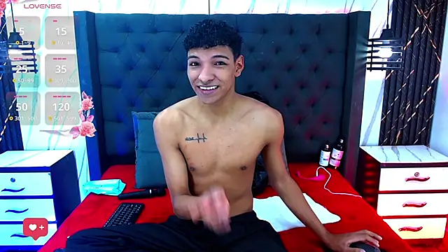 Snapshot of Rick_Wade chatting on October 14, 2025, 7:36 pm Rick Wade online show from October 14, 2025, 7:36 pm