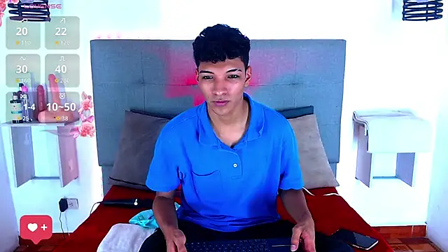 Snapshot of Rick_Wade chatting on November 18, 2025, 3:32 am Rick Wade online show from November 18, 2025, 3:32 am