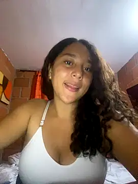 AnaisVelvet11 online show from November 3, 2025, 12:27 am