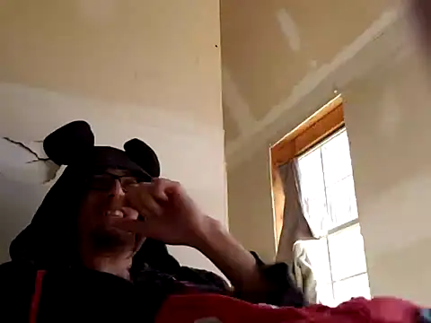 Snapshot of dandonn chatting on February 28, 2025, 4:42 pm dandonn online show from February 28, 2025, 4:42 pm