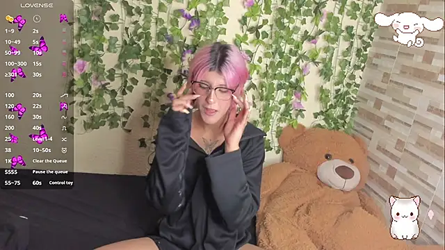 Snapshot of Amy_Moonlight chatting on June 27, 2026, 12:27 am Amy Moonlight online show from June 27, 2026, 12:27 am