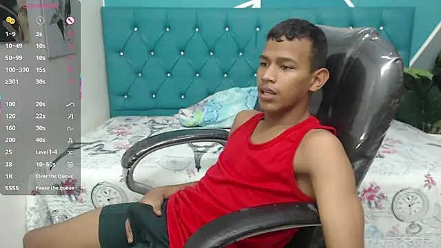 Snapshot of Rory_castro chatting on September 19, 2025, 10:58 pm Rory castro online show from September 19, 2025, 10:58 pm