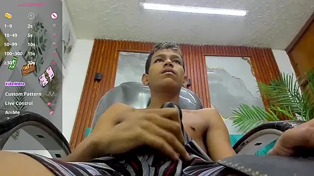 Rory castro online show from December 21, 2025, 11:05 pm