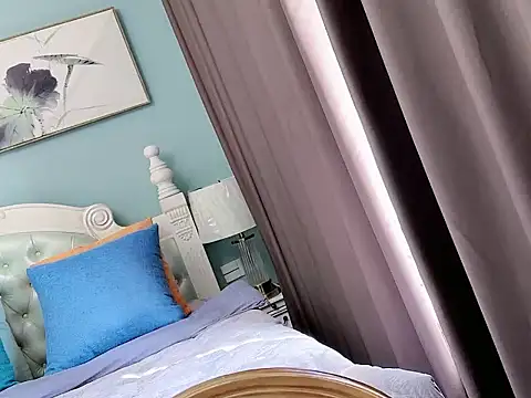 sarah111 online show from November 19, 2025, 2:33 am