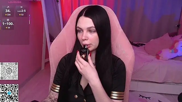 Michela Fruet online show from March 29, 2026, 1:07 am