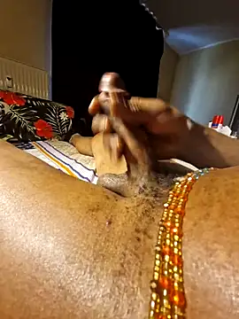 Snapshot of solofe19 chatting on April 10, 2026, 4:25 pm solofe19 online show from April 10, 2026, 4:25 pm