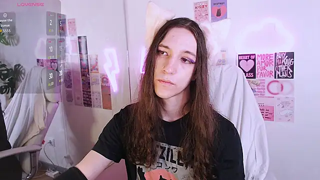 Snapshot of SilverMuse chatting on March 2, 2026, 11:00 pm SilverMuse online show from March 2, 2026, 11:00 pm