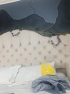 Snapshot of AmbarFoxx_ chatting on April 2, 2026, 1:46 am AmbarFoxx online show from April 2, 2026, 1:46 am