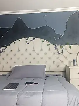 Snapshot of AmbarFoxx_ chatting on March 17, 2026, 3:42 am AmbarFoxx online show from March 17, 2026, 3:42 am