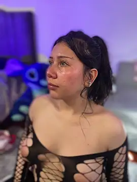 snow doll online show from March 27, 2026, 7:59 pm