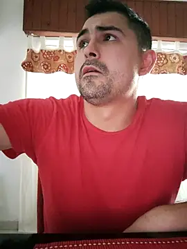 Bradd 32 online show from April 3, 2026, 7:42 pm