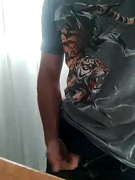 Bradd 32 online show from February 13, 2026, 11:54 am