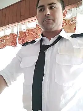 Bradd 32 online show from February 9, 2026, 11:41 am