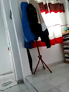 Snapshot of Bradd_32 chatting on October 26, 2025, 4:29 pm Bradd 32 online show from October 26, 2025, 4:29 pm