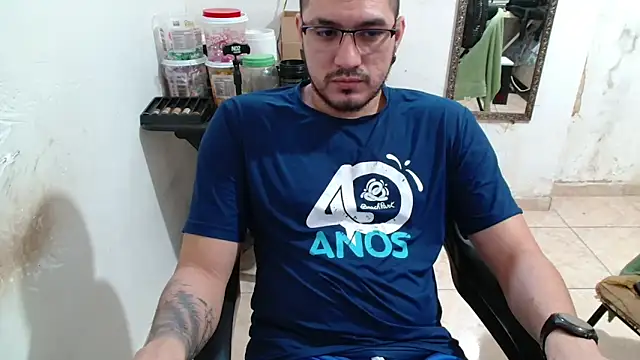 Leonino231 online show from October 3, 2025, 4:19 pm