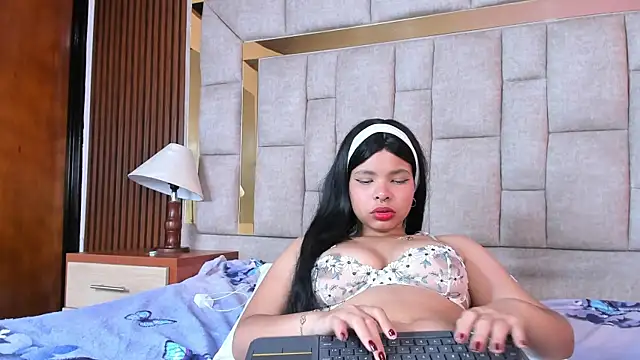 PamelaCullen online show from October 30, 2025, 5:32 pm