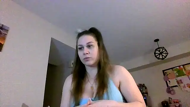 Snapshot of thedevinemama chatting on February 9, 2026, 2:09 am thedevinemama online show from February 9, 2026, 2:09 am