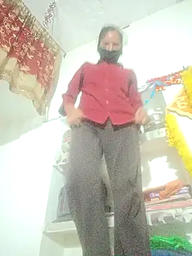 Snapshot of Daisygirl9 chatting on October 19, 2025, 2:31 pm Daisygirl9 online show from October 19, 2025, 2:31 pm