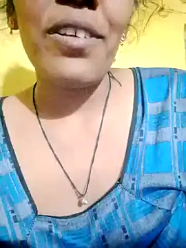 Snapshot of Daisygirl9 chatting on October 17, 2025, 2:41 pm Daisygirl9 online show from October 17, 2025, 2:41 pm