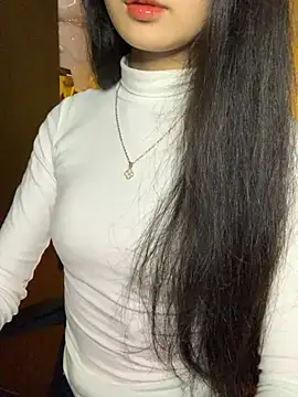 Nhinhi18 online show from February 7, 2026, 3:31 pm