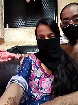 ursumita online show from October 18, 2025, 7:16 pm