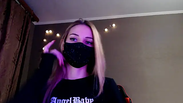 Snapshot of Iris_lave chatting on January 15, 2026, 5:16 pm Iris lave online show from January 15, 2026, 5:16 pm