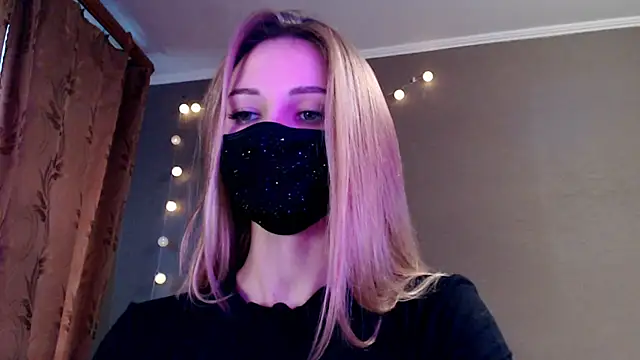 Snapshot of Iris_lave chatting on February 11, 2026, 3:01 pm Iris lave online show from February 11, 2026, 3:01 pm