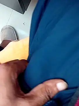 Snapshot of hackyourpussy@xh chatting on February 2, 2026, 6:34 am hackyourpussyxh online show from February 2, 2026, 6:34 am