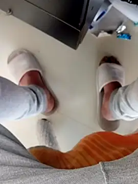 Snapshot of hackyourpussy@xh chatting on January 17, 2026, 3:43 am hackyourpussyxh online show from January 17, 2026, 3:43 am