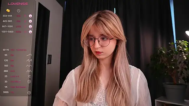 zegoii online show from October 22, 2025, 1:54 pm