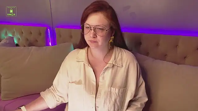 Snapshot of QuincyPines chatting on September 11, 2025, 3:45 pm QuincyPines online show from September 11, 2025, 3:45 pm