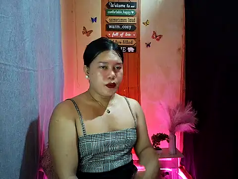 Snapshot of mika_lover chatting on September 22, 2025, 9:59 am mika lover online show from September 22, 2025, 9:59 am