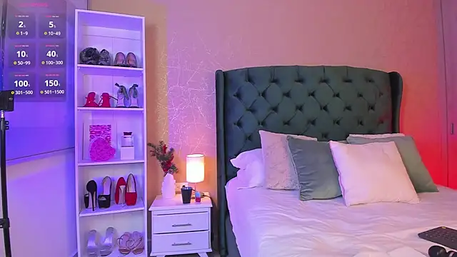 naughty fun room online show from November 3, 2025, 11:08 pm