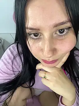 Snapshot of lucy_grey25 chatting on March 12, 2026, 9:19 pm lucy grey25 online show from March 12, 2026, 9:19 pm
