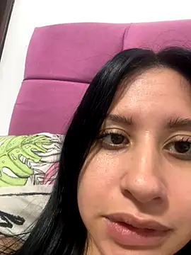 Snapshot of lucy_grey25 chatting on October 5, 2025, 7:15 pm lucy grey25 online show from October 5, 2025, 7:15 pm