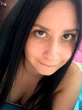 Snapshot of lucy_grey25 chatting on October 5, 2025, 3:08 am lucy grey25 online show from October 5, 2025, 3:08 am