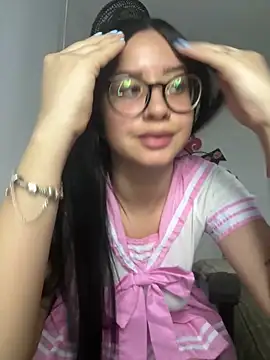 Snapshot of lucy_grey25 chatting on February 24, 2026, 5:36 pm lucy grey25 online show from February 24, 2026, 5:36 pm